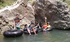 Foto Wisata Desa Rafting Sungai Oya